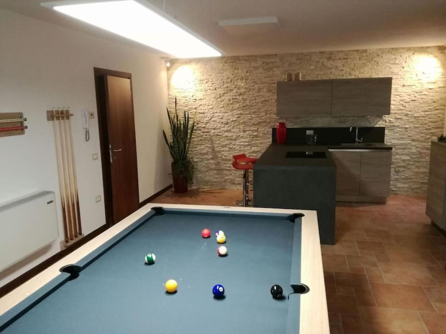 罗马诺德恩佐利诺Billiard House公寓 外观 照片