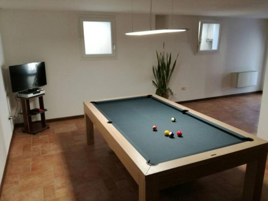 罗马诺德恩佐利诺Billiard House公寓 外观 照片